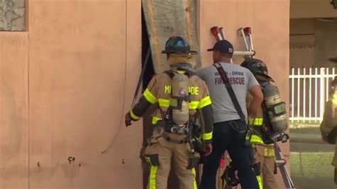 Crews put out fire at Northwest Miami-Dade apartment building; no reported injuries